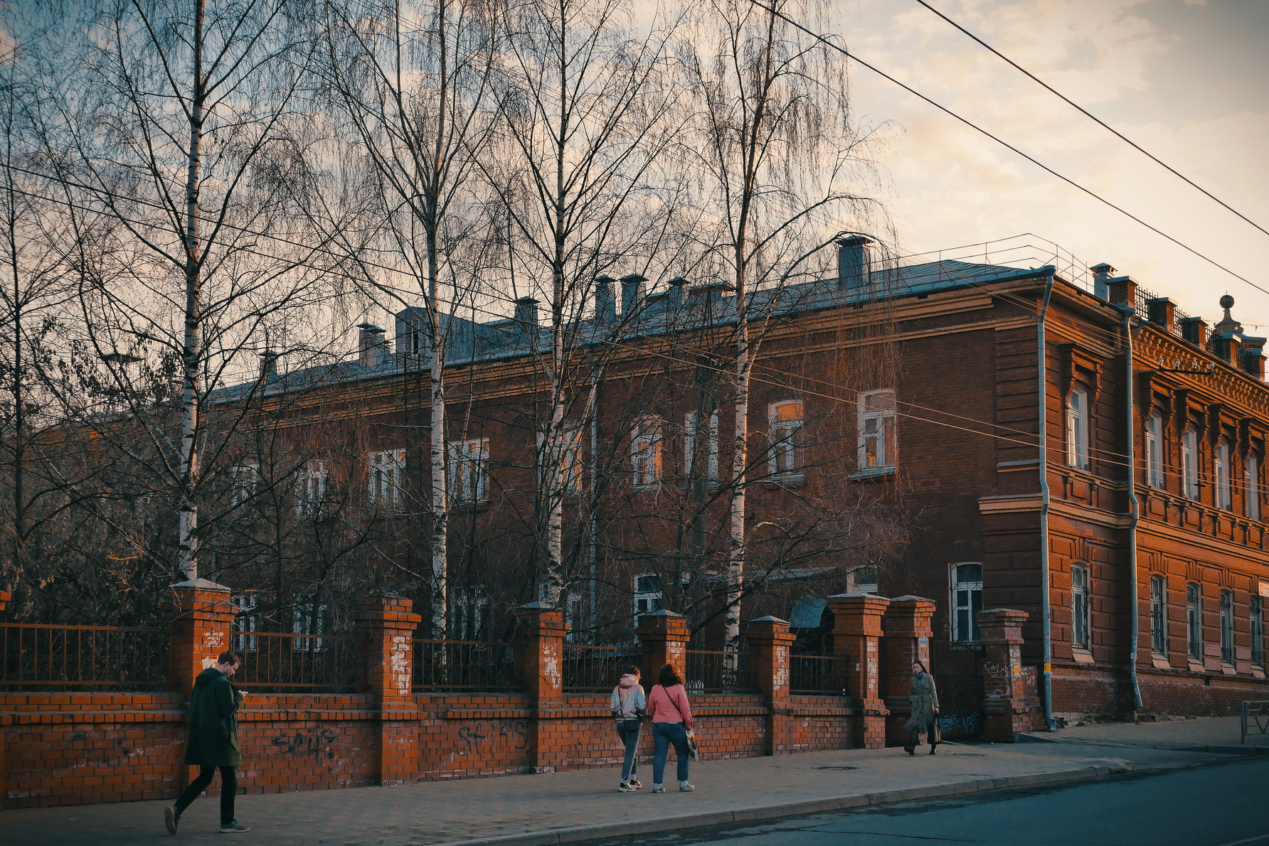 Инвестор найдись: объявлен аукцион на право заключения договора аренды  здания по адресу: г. Киров, ул. ул. Свободы/Преображенская, д. 64/24 –  «Родовспомогательное отделение губернской больницы»