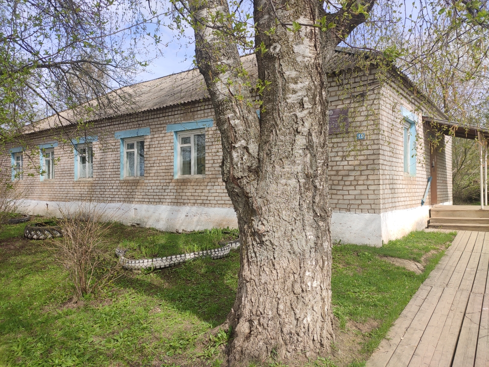 Здание ФАП Кировская область, Зуевский р-н, с. Суна, ул. Ленина, д. 15