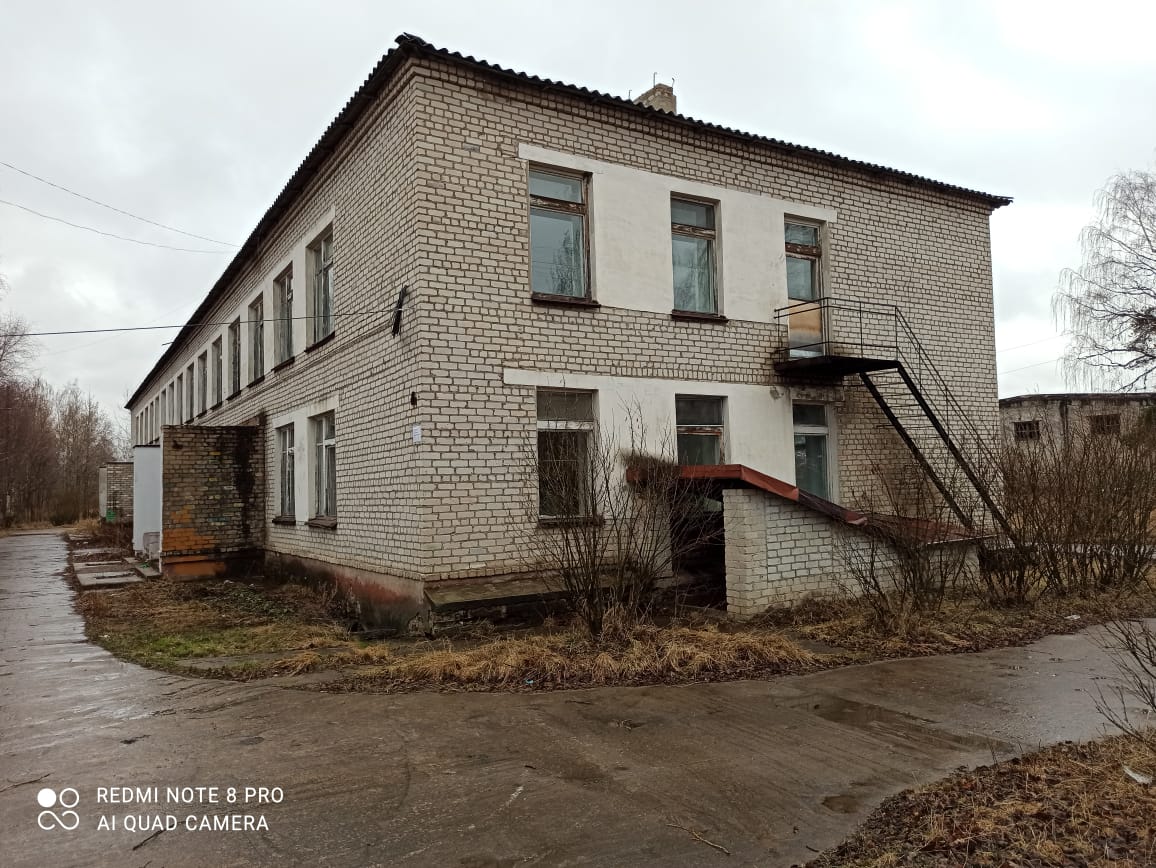 Нежилое здание, Кировская обл.,  г. Луза, ул. Ленина, д. 78