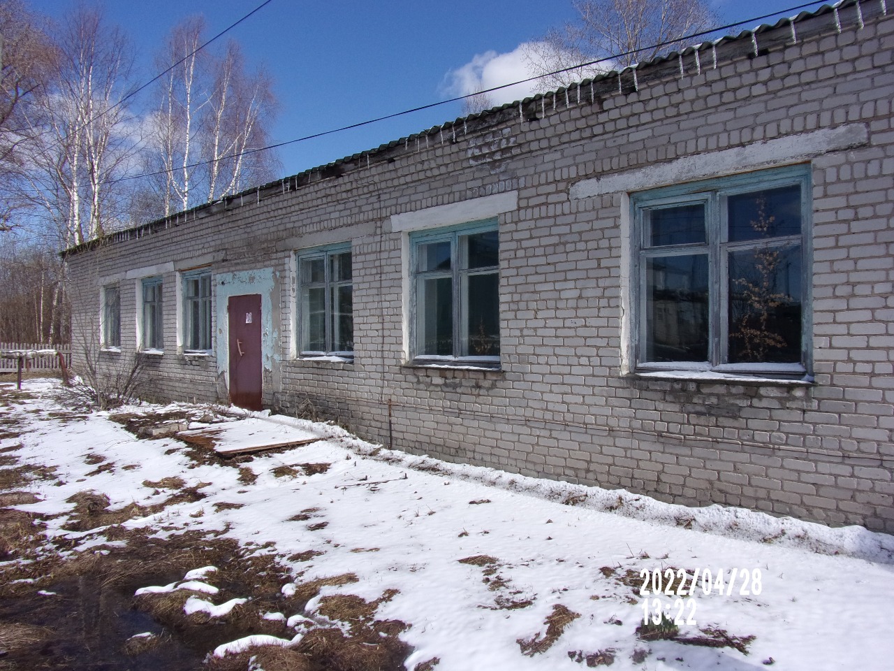 Здание инфекционного отделения пгт Опарино, ул. Советская, д. 12