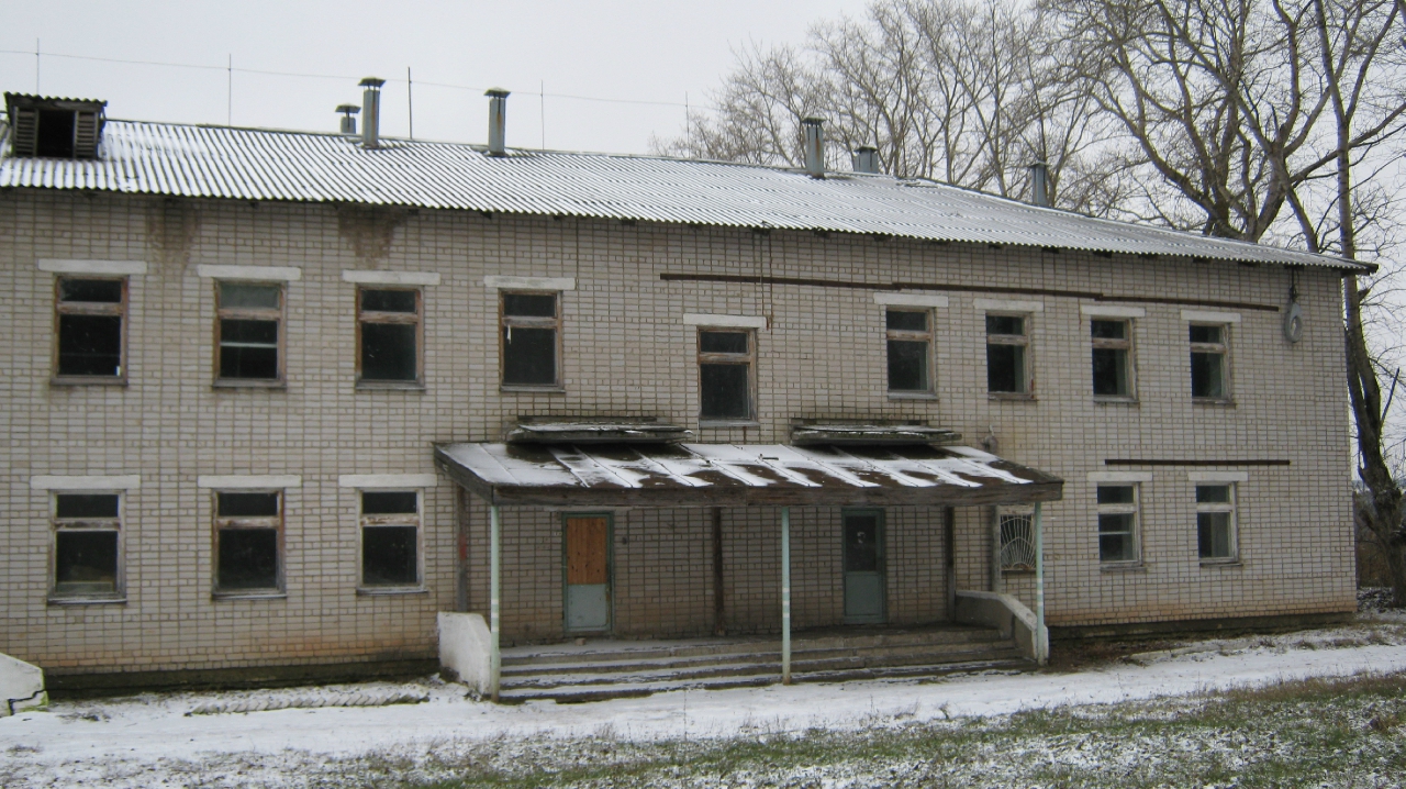 Здание главного корпуса, Кировская область, Советский район, с. Кичма, ул. Кирова, д. 6а