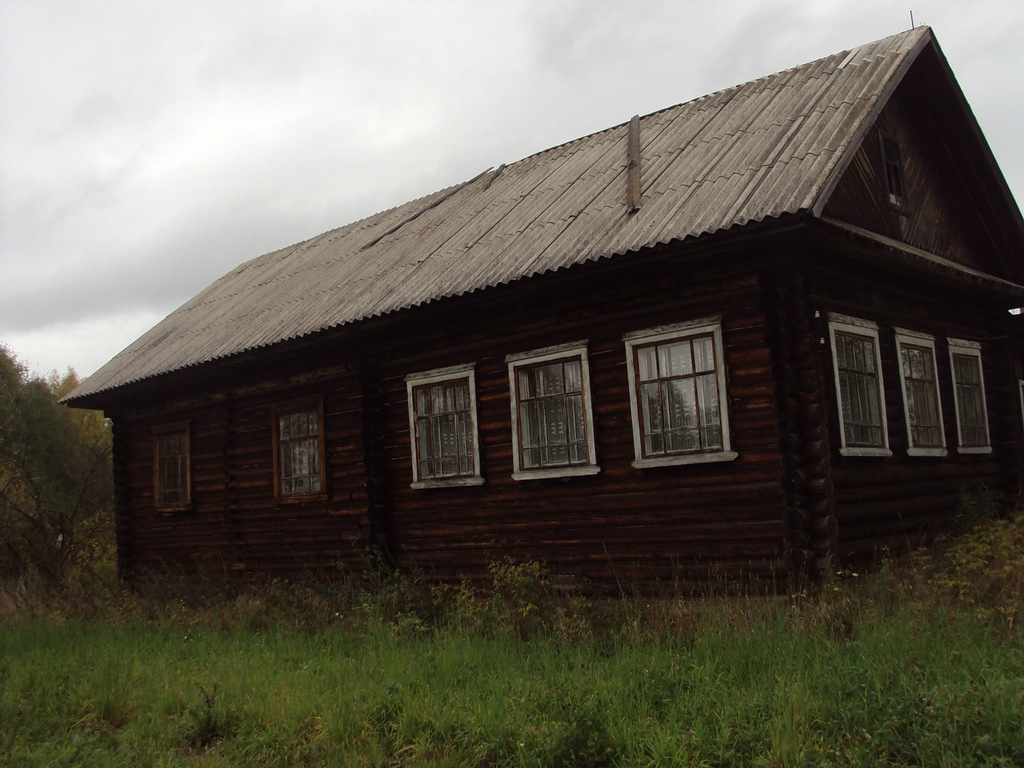Здание амбулатории, Кировская область, Шабалинский район, село Чахловка