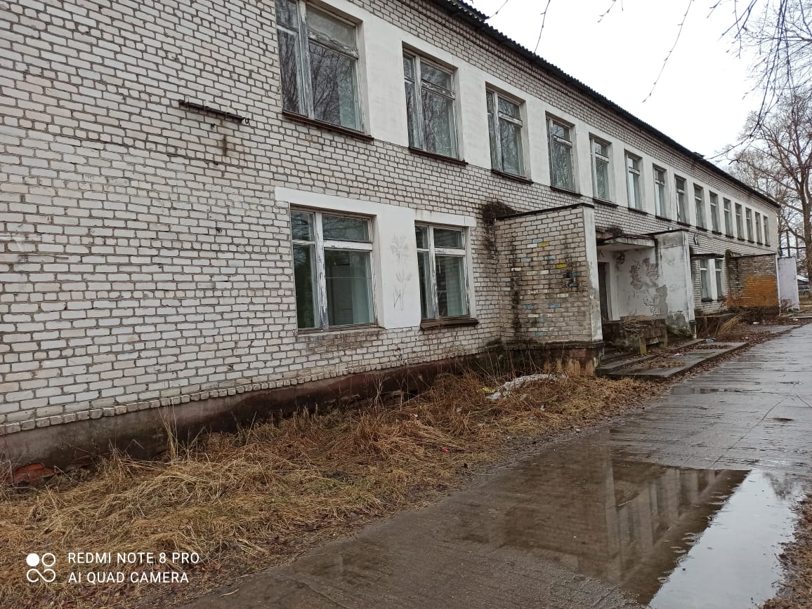 Нежилое здание, Кировская обл.,  г. Луза, ул. Ленина, д. 78